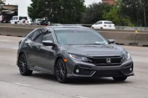 Road worker Dead After Honda Sedan Vehicle Strikes In Sacramento, California Roadworker was pronounced dead after a Honda Sedan struck the victim while construction was ongoing along Highway 99.