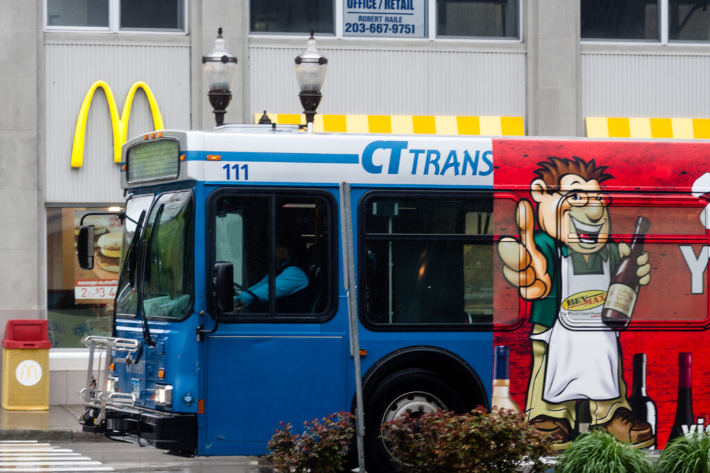 NW La Center Crash Involving a C-TRAN Bus The County Clark County's Sheriff 's responded to a report on a PT Cruiser crossing a center line and struck the front of a C-Tran Bus.
